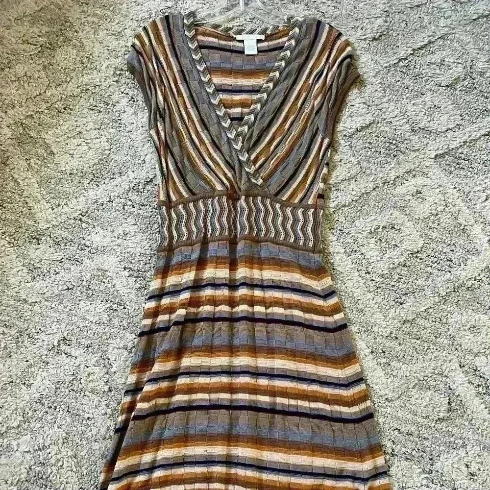 Striped sculpted dress